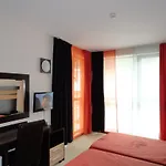 Byalo Hotel Banite