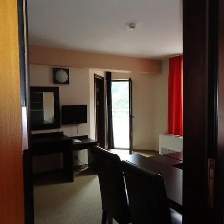 Byalo Hotel 3*
