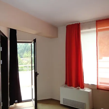 Hotel Byalo 3*
