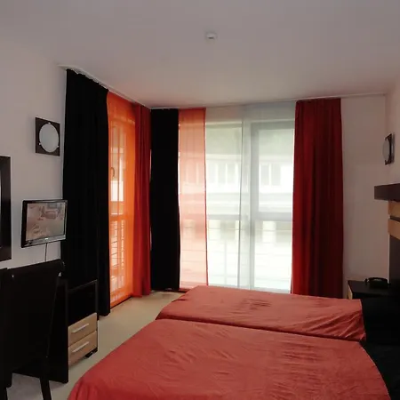 Byalo Hotel 3*